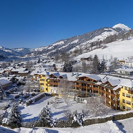 Alpenhof Brixen Hotel Brixen im Thale Exterior photo