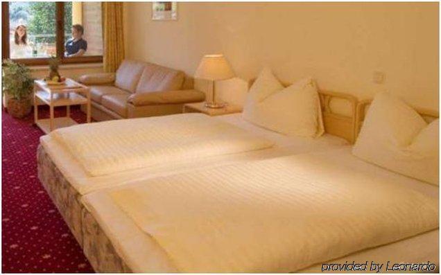 Alpenhof Brixen Hotel Brixen im Thale Room photo