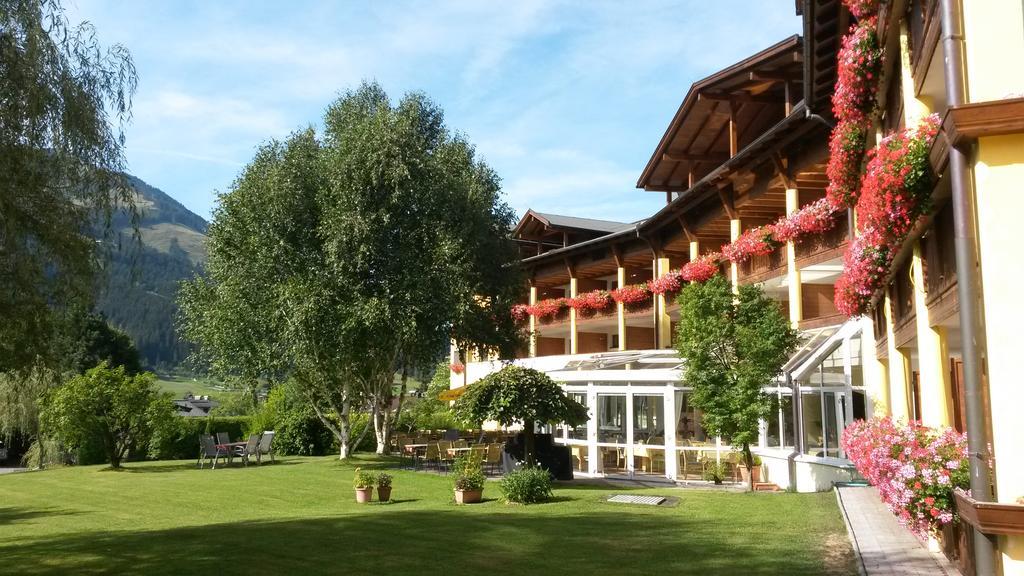 Alpenhof Brixen Hotel Brixen im Thale Exterior photo